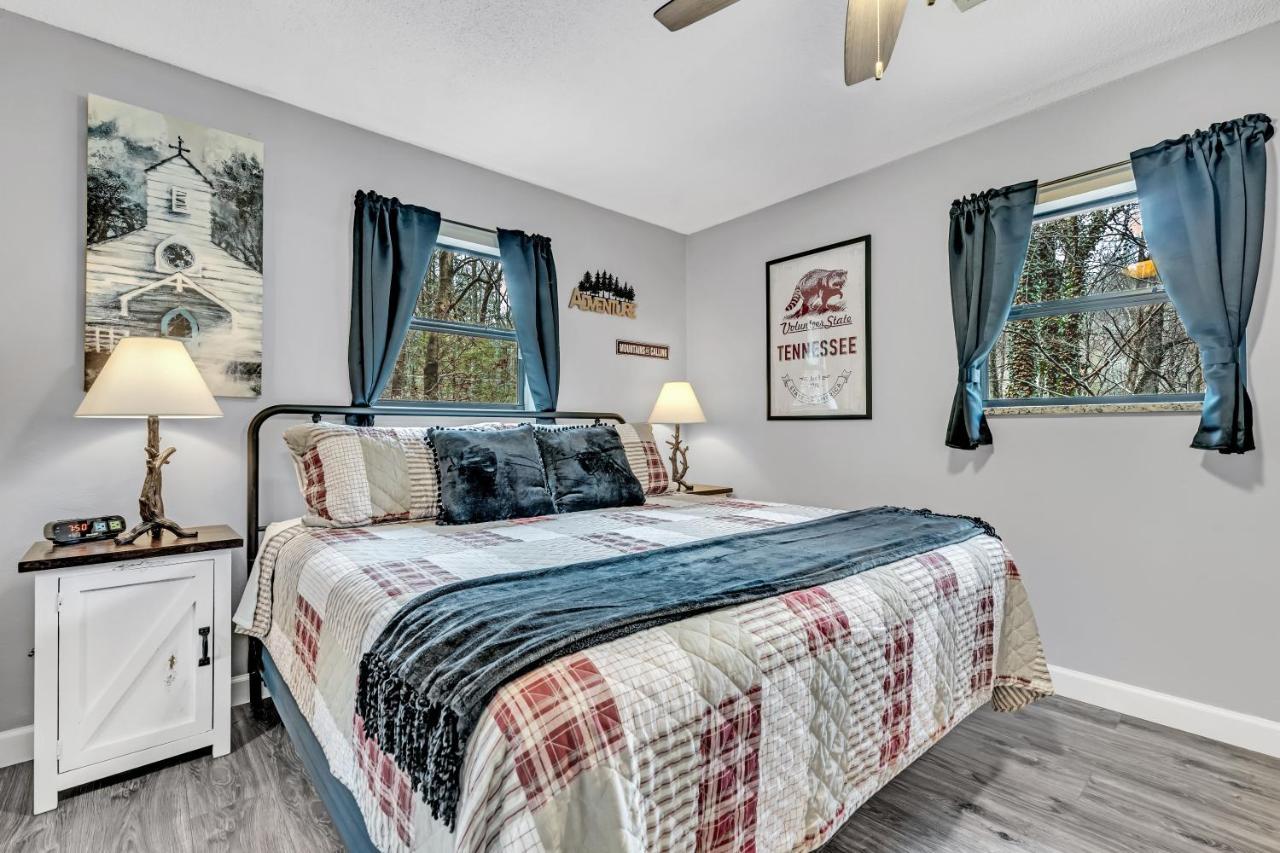 The Cozy Cove, Hot Tub, Wifi, 1089 Free Tickets Each Paid Day, Dollywood And More Севьервилл Экстерьер фото